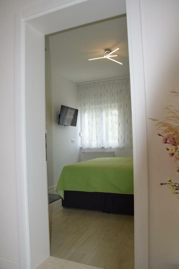 Apartman Mili Baška Voda Exterior foto